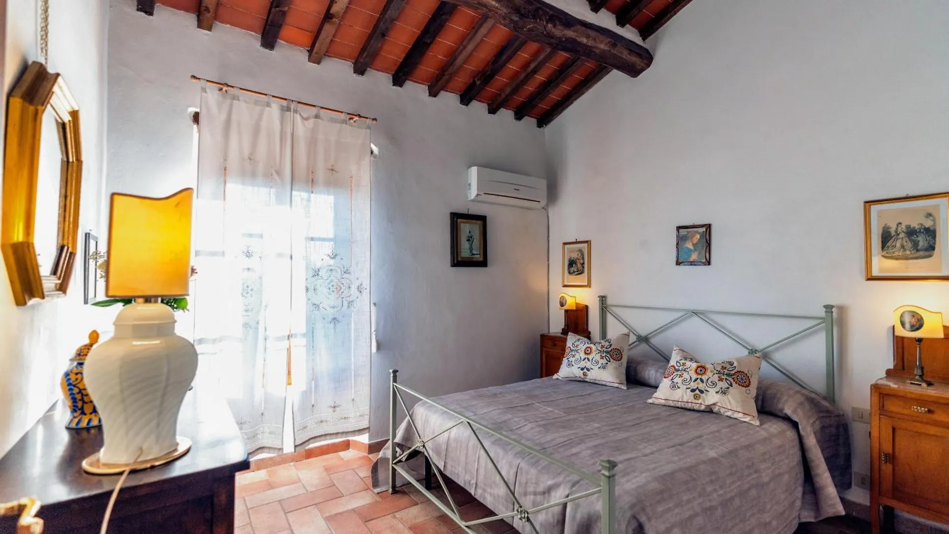 Tenuta Panoramica Sulle Colline Toscane Paterna Villa