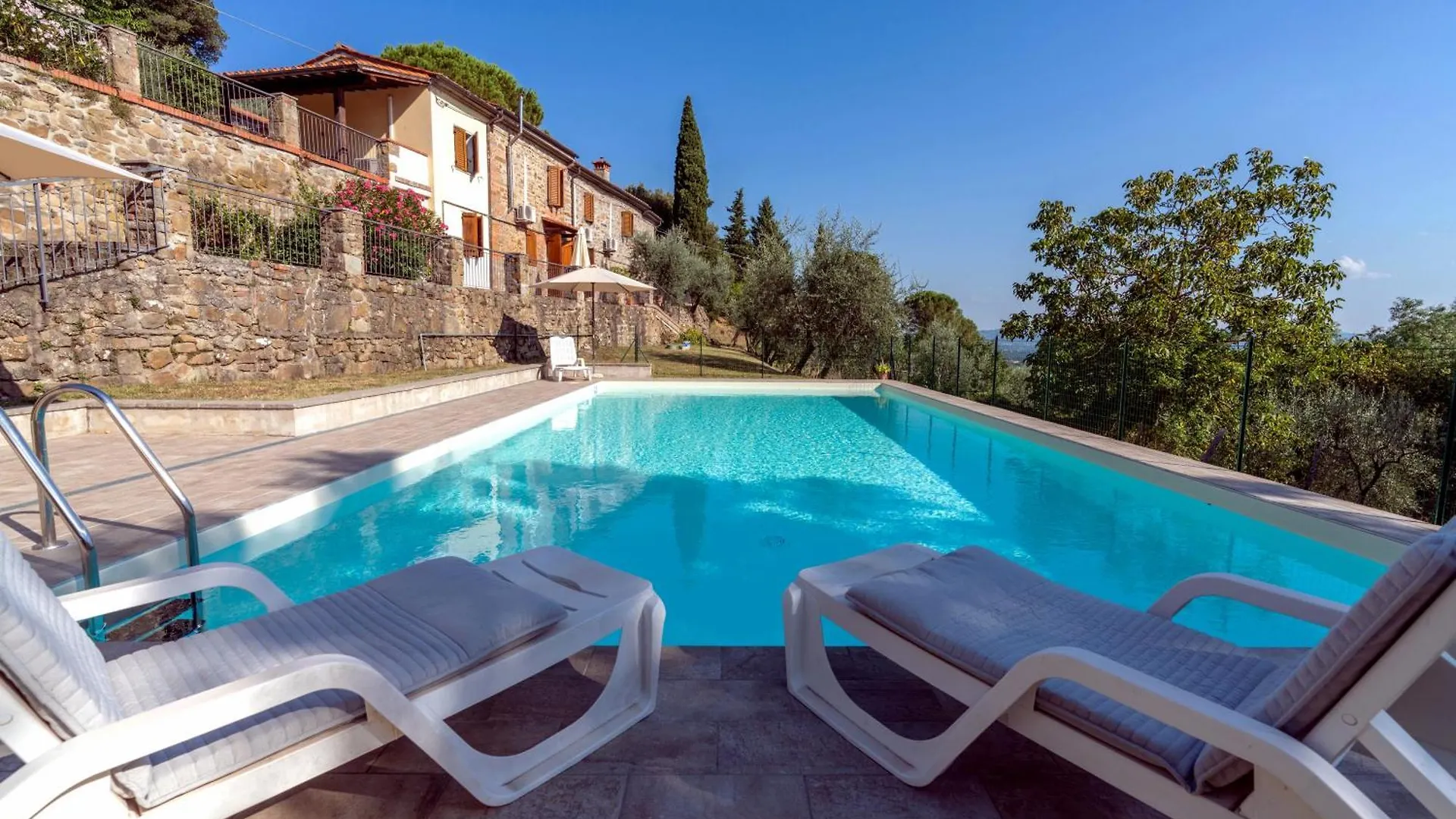 Tenuta Panoramica Sulle Colline Toscane Paterna Villa
