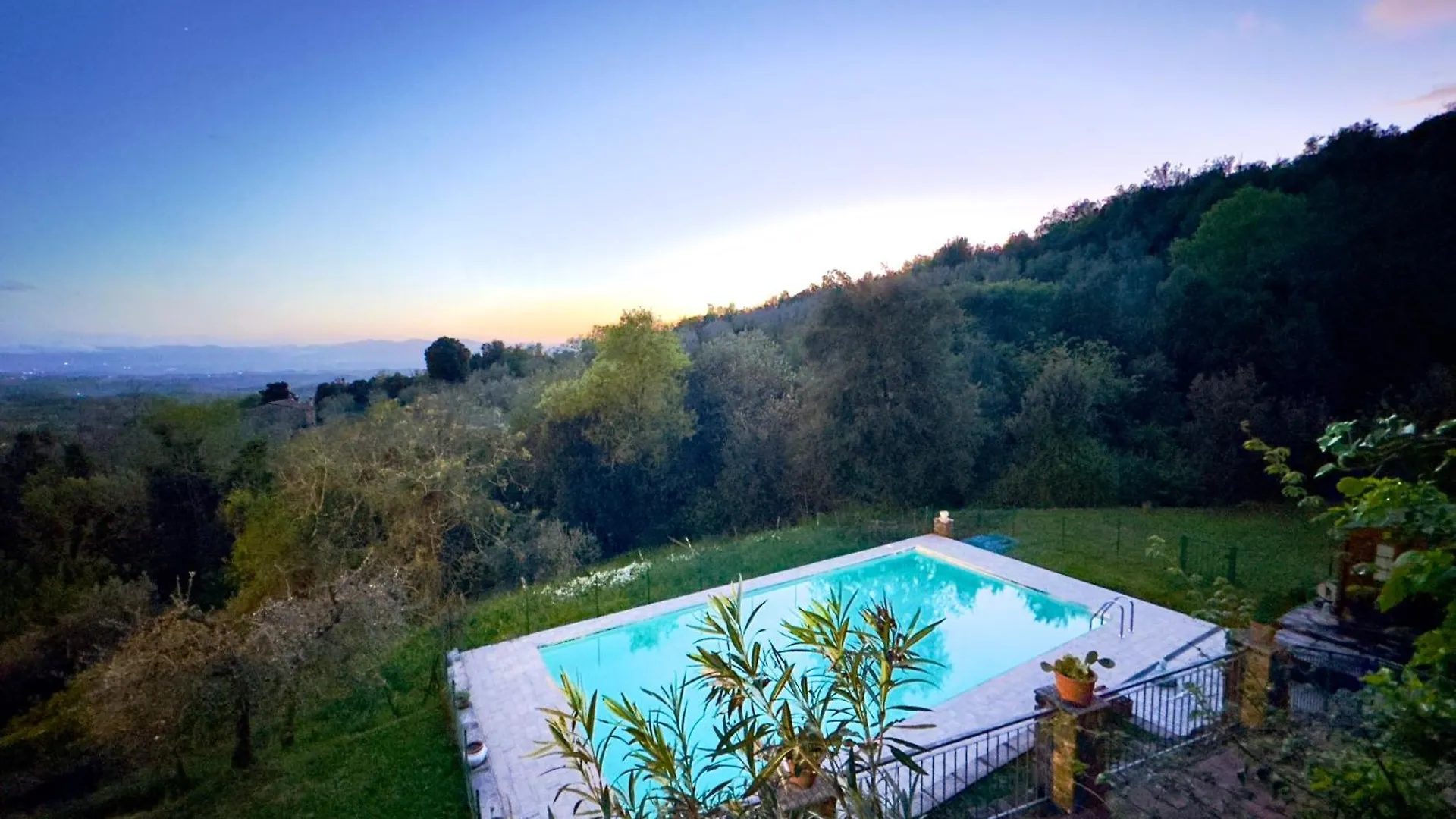 Villa Tenuta Panoramica Sulle Colline Toscane Paterna
